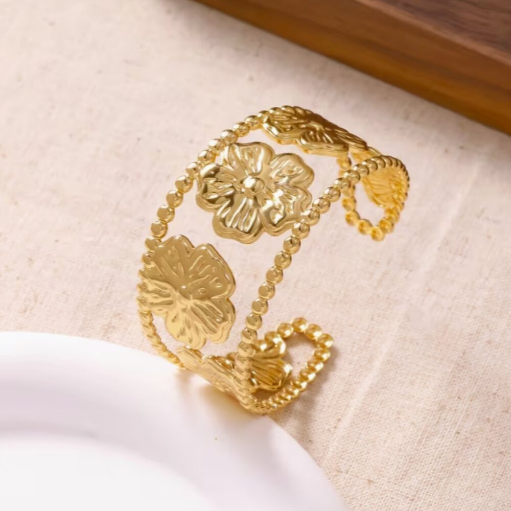 Flower-shaped Open Bracelet, Fashionable Elegant 304 Stainless Steel Bangle
